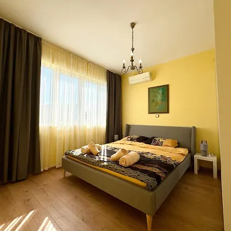 Pearl - Bright 2br *
